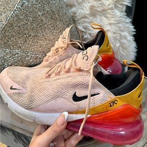 Nike Air Max 270 Women's Shoes
